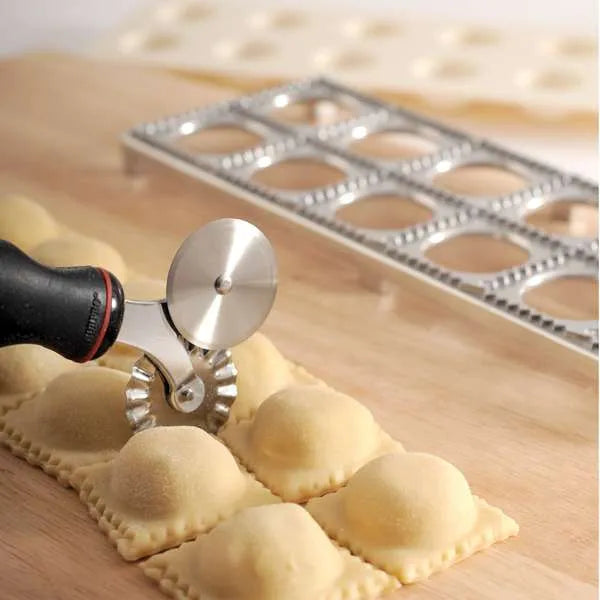 NorPro #112 - Grip-EZ Pastry or Ravioli Wheel Cutter