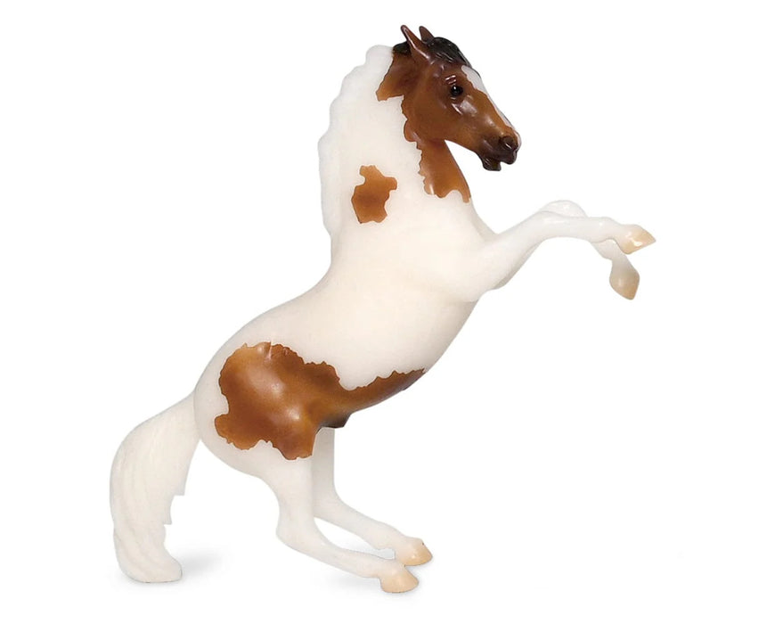 Breyer Stablemates 4-Piece Mountain Ranch Gift Set - Western Ranch Horses Collection