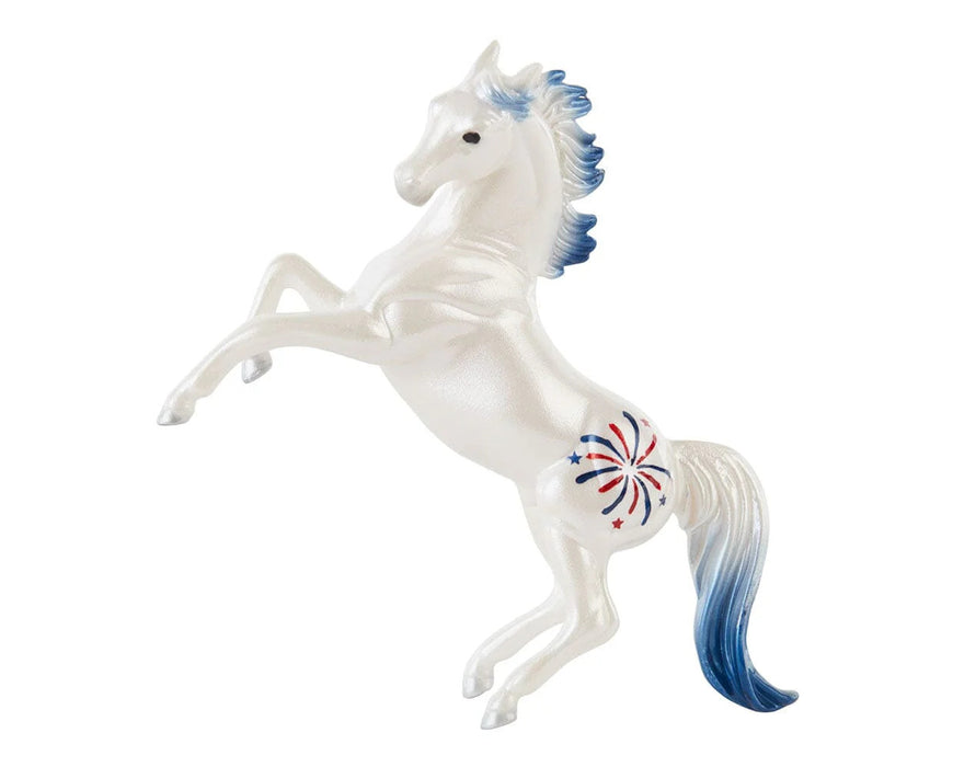 Breyer Stablemates Pursuit of Happiness 3-Piece Americana Set - Patriotic Horse Collection